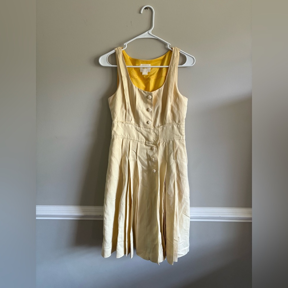 Maeve butter yellow SILK dress with gorgeous details 🧈